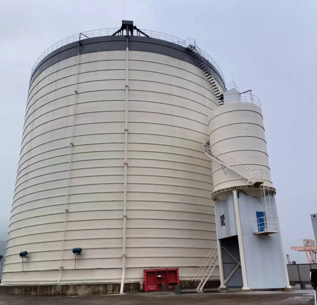 洛浦10万吨水泥钢板库